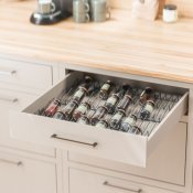 Krydderiindsats til køkkenskuffe