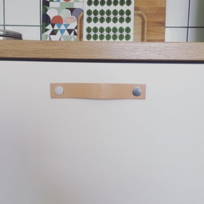 Kundbild från Cecilia, naturläder med kromad knopp