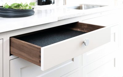 Garda møbelknop i sort mat – moderne konisk design fra KunGreb